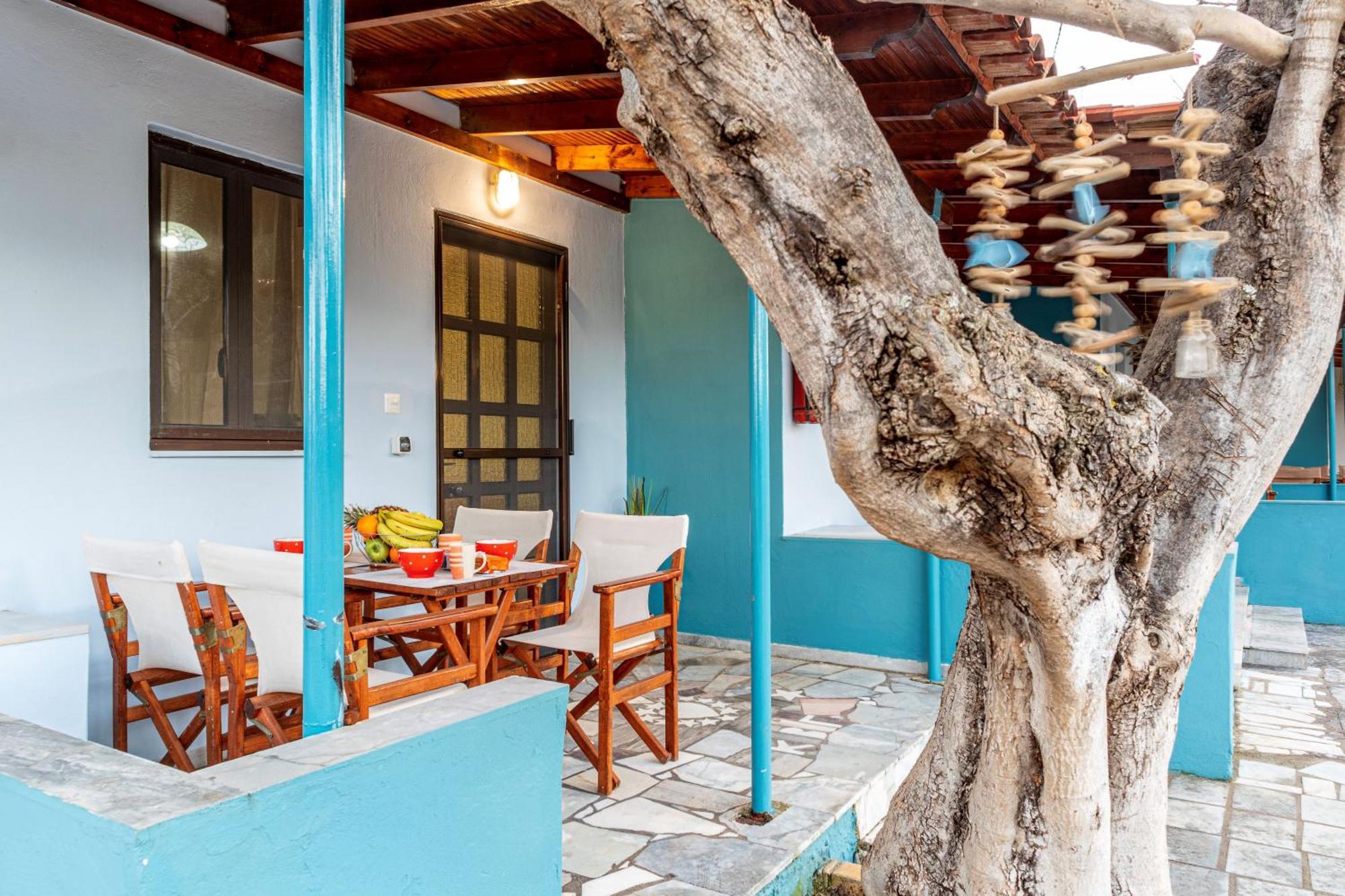 Secret Summer Havens - Perfectly Secluded Getaways Vasilitsion Exterior photo