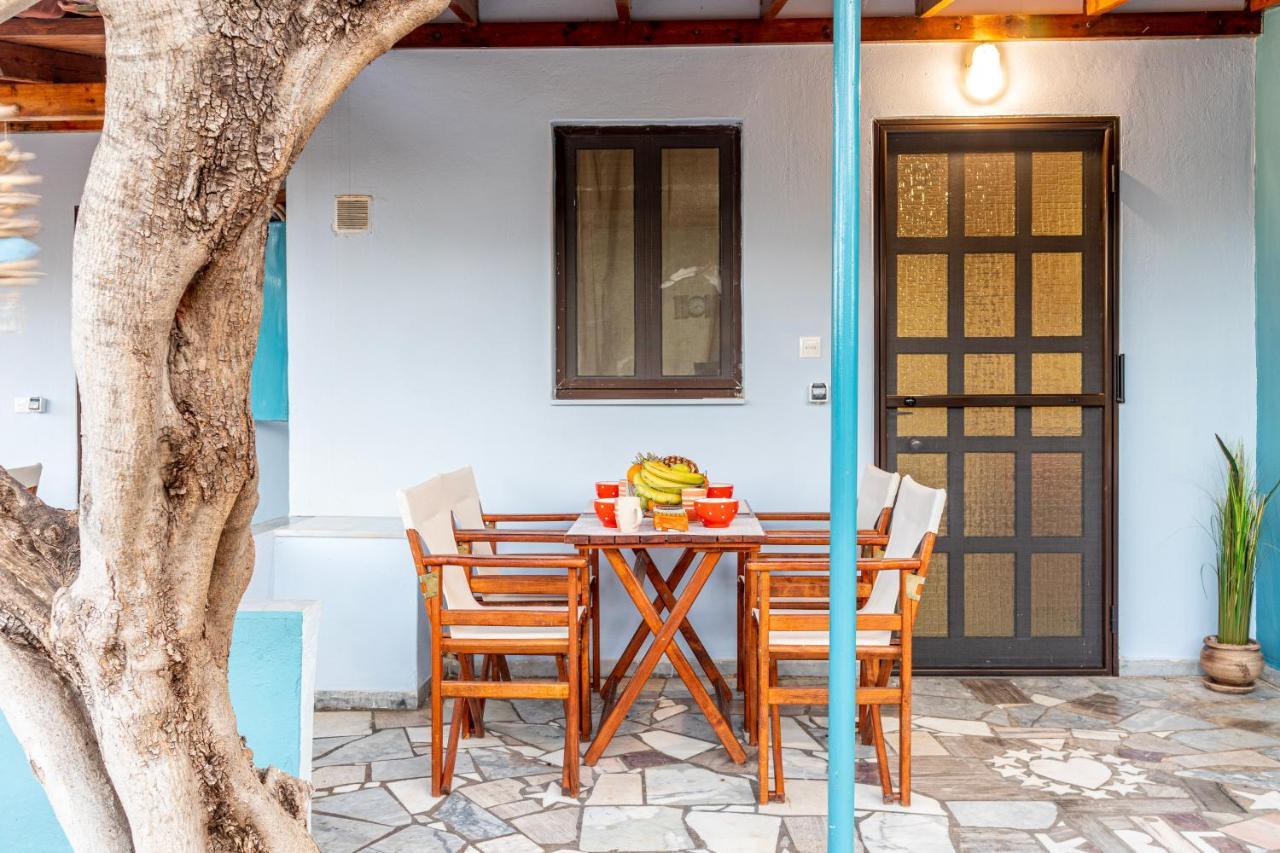 Secret Summer Havens - Perfectly Secluded Getaways Vasilitsion Exterior photo